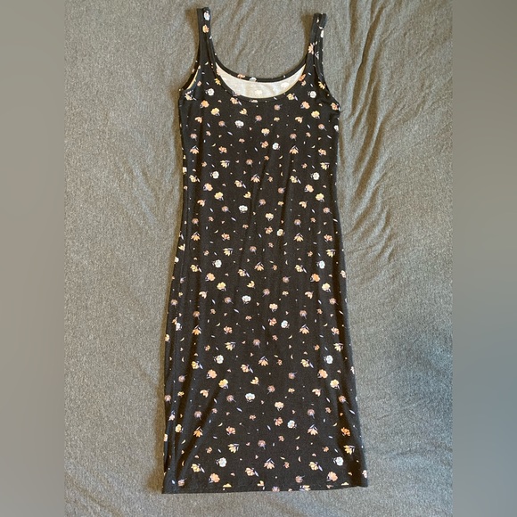 Black Floral Bodycon Dress - Picture 1 of 4